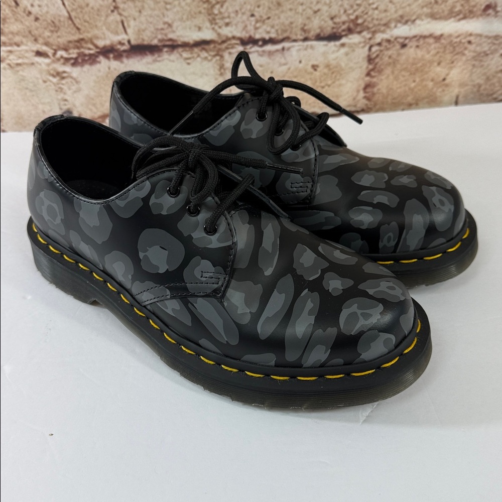 Dr Martens Oxford 1461 Distorted Leopard Womens Shoe Black Gray Leather Size 7